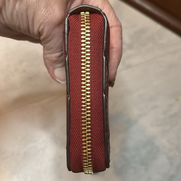 Michael Kors  Jetsetter large, flat wallet Wristlet  phone case  checkbook  NWOT - Picture 7 of 15